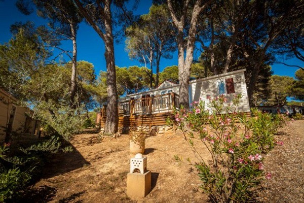 /campings/francia/languedoc-rosellon/herault/La Pinède (Castelnau-de-Guers)/camping-la-pinede-castelnau-de-guers-1545232881-xl.jpg